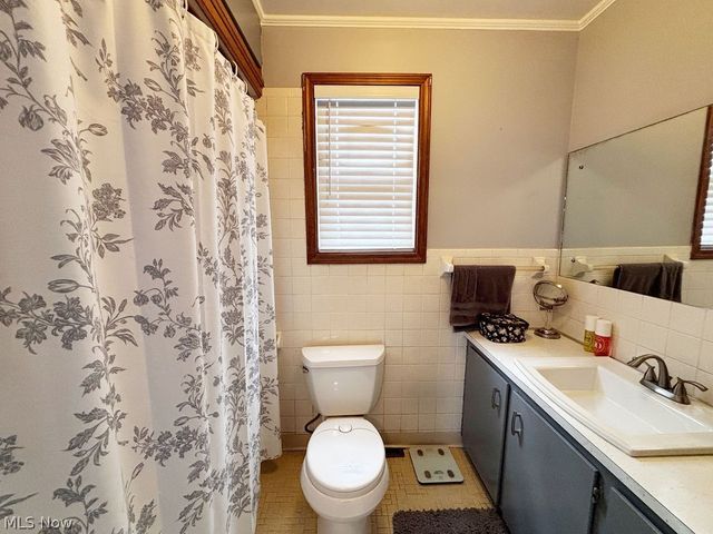 107 N Hartford Avenue, Youngstown, OH 44509