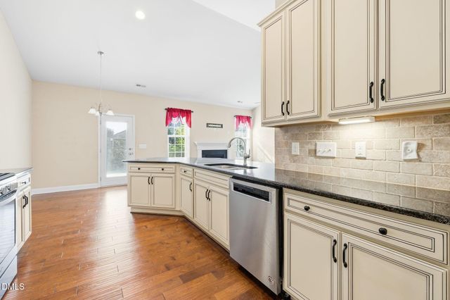 560 Olsen, Elon, NC 27244