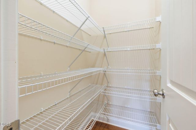 560 Olsen, Elon, NC 27244