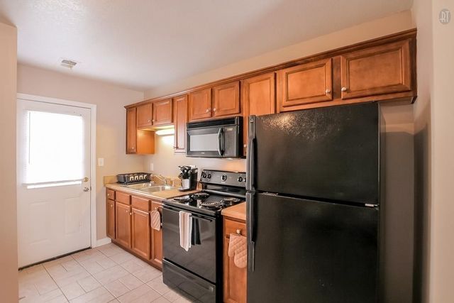 535 Lafayette Rd Apt I1, Clarksville, TN 37042