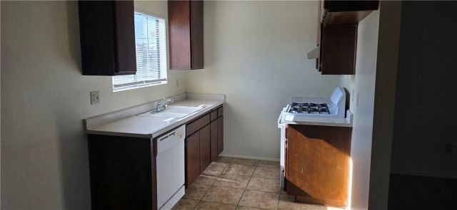 1319 Oakwood Drive 27, San Bernardino, CA 92405