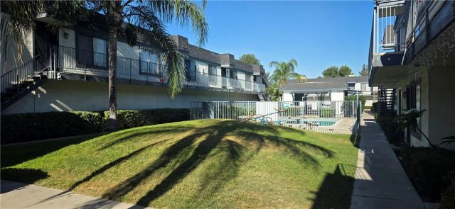 1319 Oakwood Drive 27, San Bernardino, CA 92405
