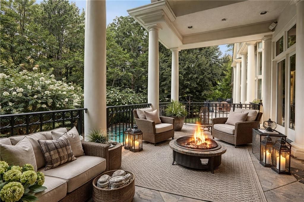 Image 17 of property listing at 510 Covington Cove, Johns Creek, GA 30022