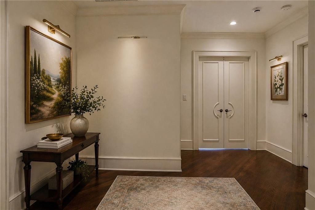 Image 23 of property listing at 510 Covington Cove, Johns Creek, GA 30022