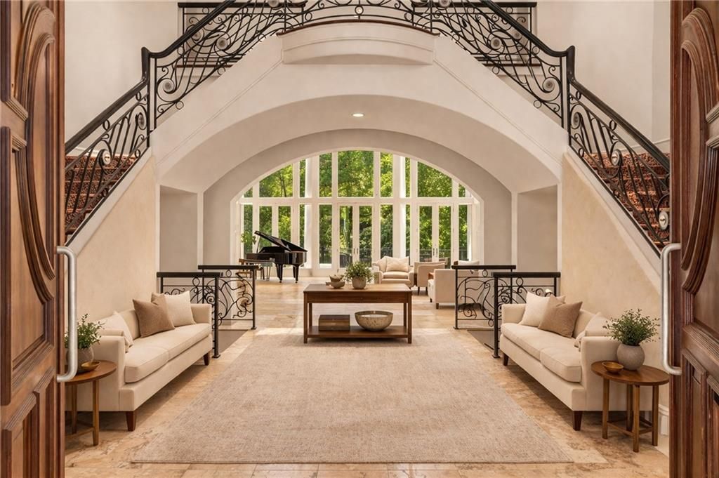 Image 5 of property listing at 510 Covington Cove, Johns Creek, GA 30022