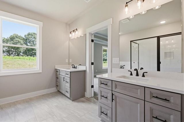 105 Maney Drive, Statham, GA 30666