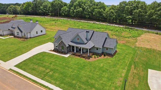105 Maney Drive, Statham, GA 30666