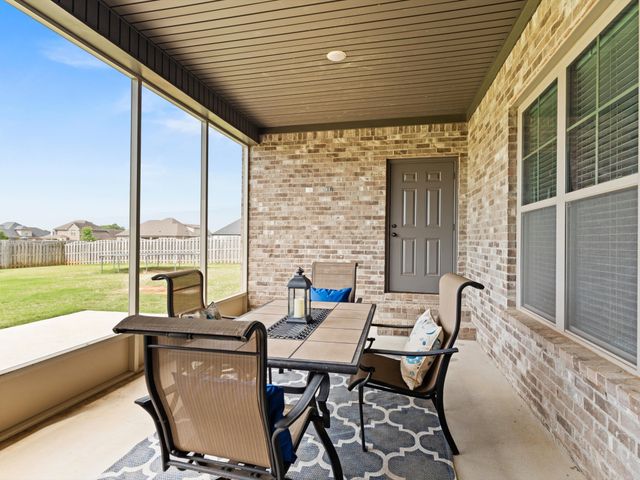 136 Stonycrossing Rd, Meridianville, AL 35759