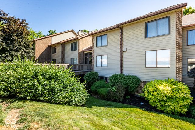 106 Knoll Court B, Noblesville, IN 46062