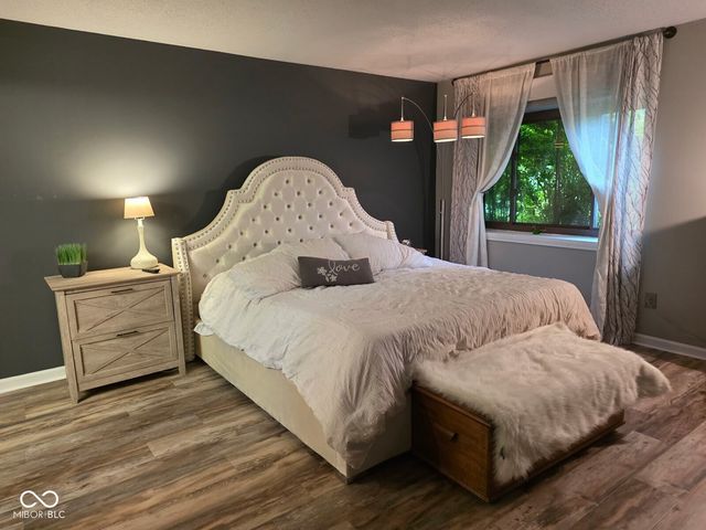 106 Knoll Court B, Noblesville, IN 46062