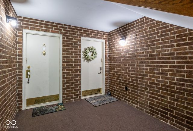 106 Knoll Court B, Noblesville, IN 46062