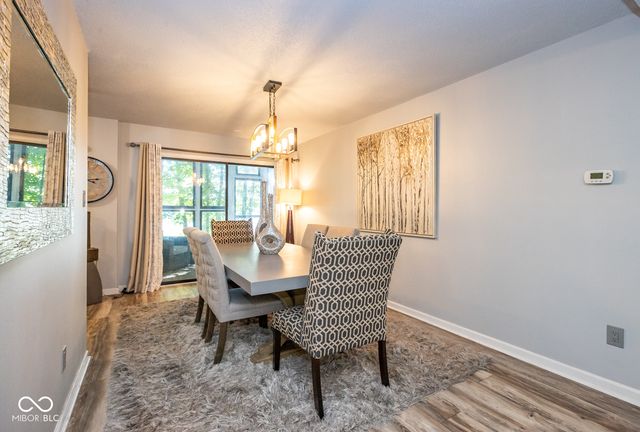 106 Knoll Court B, Noblesville, IN 46062