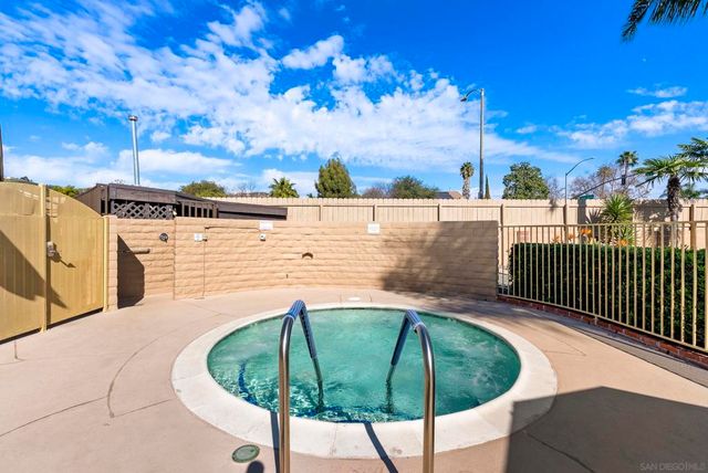 1401 W El Norte Pkwy SPC 73, San Marcos, CA 92069