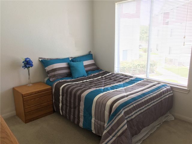 523 Southwest Parkway 101, College Station, TX 77840
