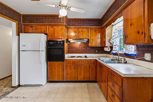 10607 JOLYNN Road, Jacksonville, FL 32225