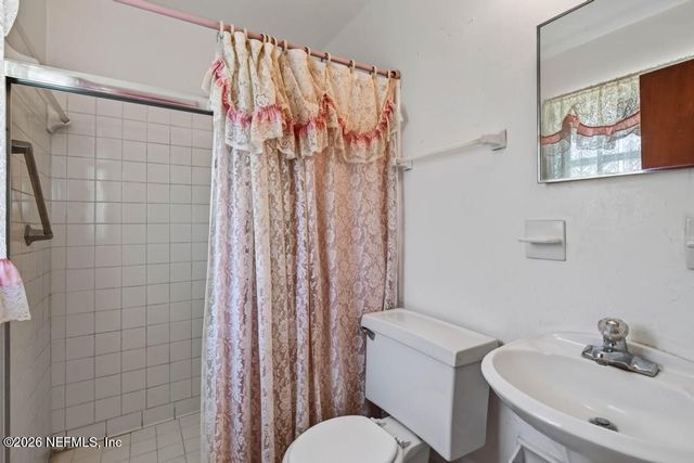 10607 JOLYNN Road, Jacksonville, FL 32225