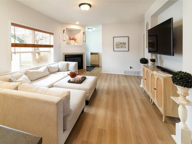 114010 Hundertmark Road, Chaska, MN 55318