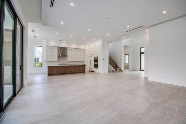 18409 Symphony Court, Jupiter, FL 33458