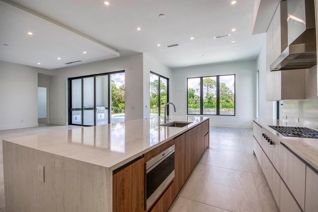 18409 Symphony Court, Jupiter, FL 33458