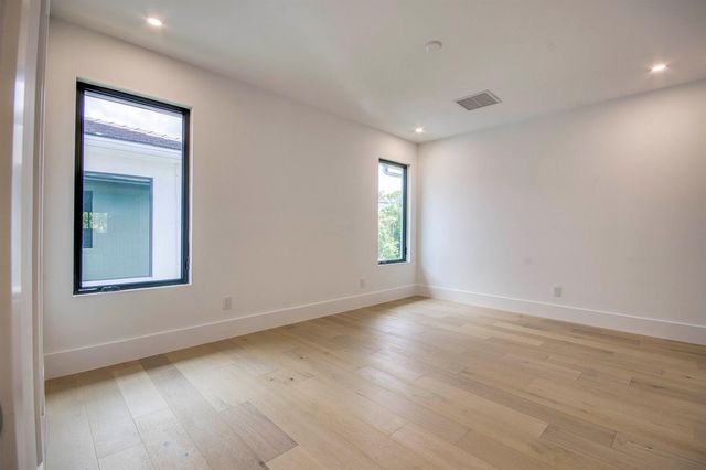 18409 Symphony Court, Jupiter, FL 33458