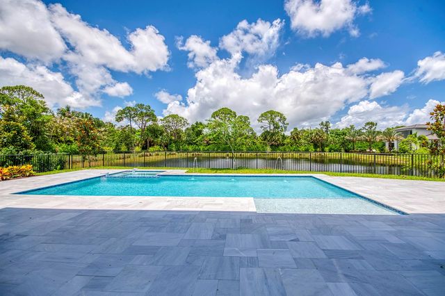 18409 Symphony Court, Jupiter, FL 33458