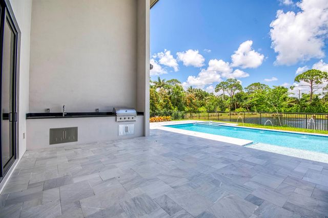 18409 Symphony Court, Jupiter, FL 33458