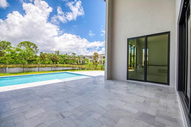 18409 Symphony Court, Jupiter, FL 33458
