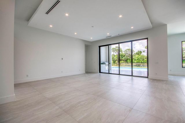 18409 Symphony Court, Jupiter, FL 33458