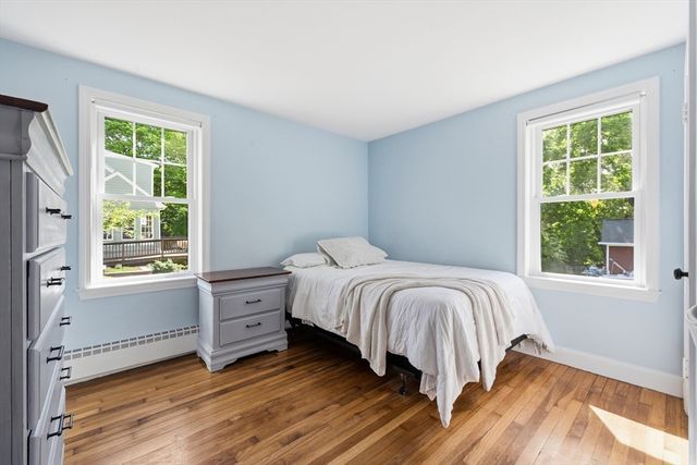 24 Pleasant St, Chelmsford, MA 01824