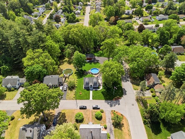 24 Pleasant St, Chelmsford, MA 01824