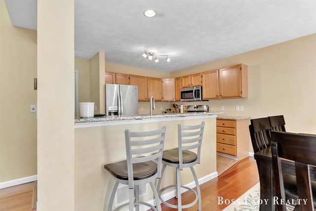 3960 Old Elm Drive, Kentwood, MI 49512