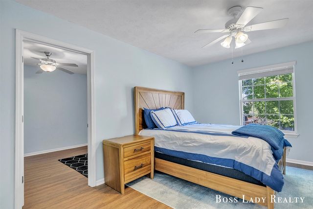 3960 Old Elm Drive, Kentwood, MI 49512