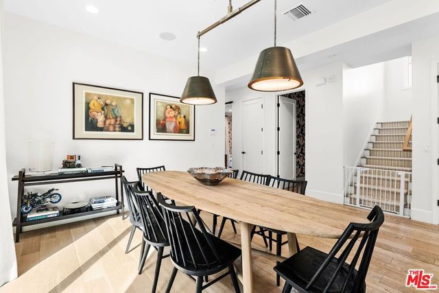 11380 Waterford St, Los Angeles, CA 90049