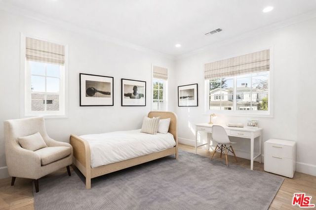 11380 Waterford St, Los Angeles, CA 90049