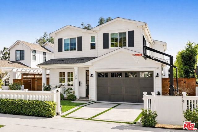 11380 Waterford St, Los Angeles, CA 90049