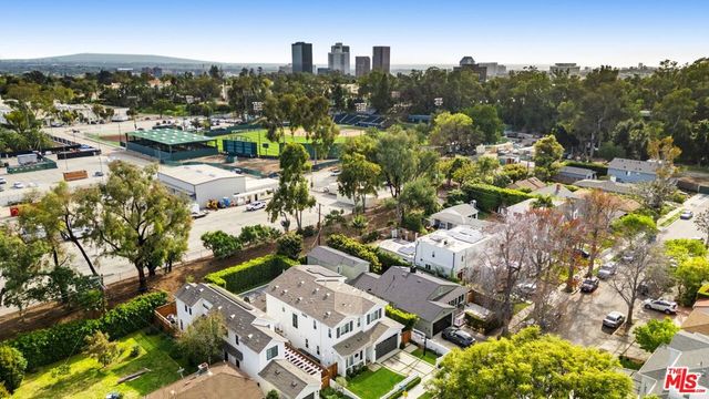 11380 Waterford St, Los Angeles, CA 90049