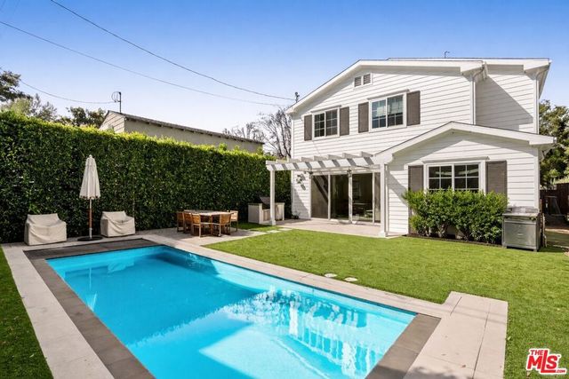 11380 Waterford St, Los Angeles, CA 90049