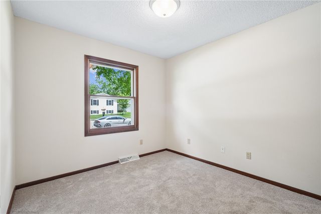 65 Birch Court, North Liberty, IA 52317