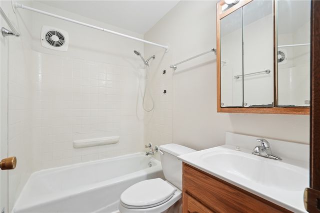 65 Birch Court, North Liberty, IA 52317