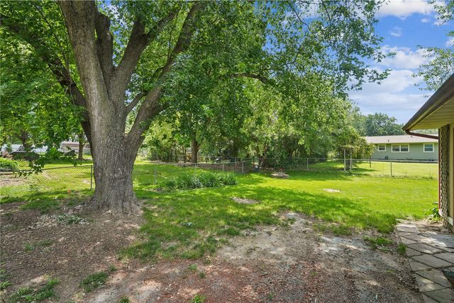 65 Birch Court, North Liberty, IA 52317