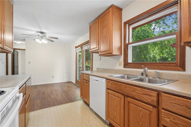 65 Birch Court, North Liberty, IA 52317