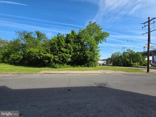 1918-1920 W 3RD ST, Chester, PA 19013