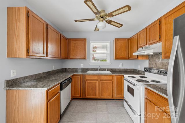1658 Crestdale Road, Rock Hill, SC 29732