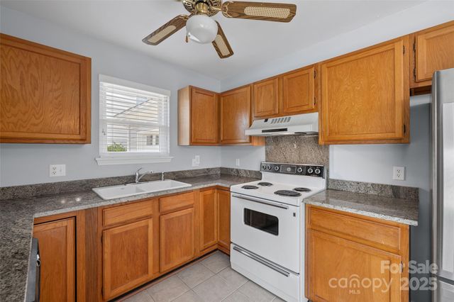 1658 Crestdale Road, Rock Hill, SC 29732