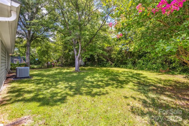1658 Crestdale Road, Rock Hill, SC 29732