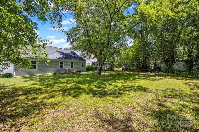 1658 Crestdale Road, Rock Hill, SC 29732