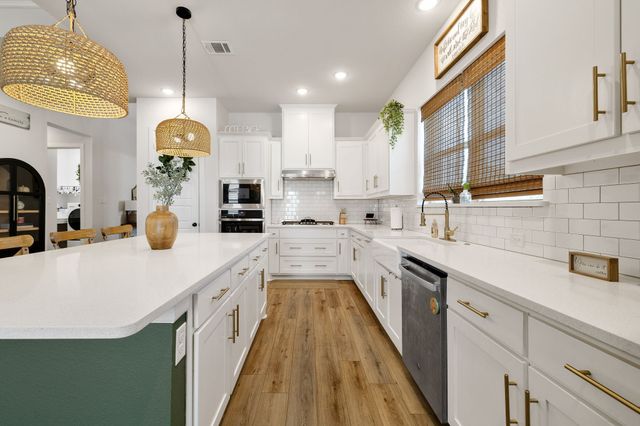 1516 19th Street, Argyle, TX 76226