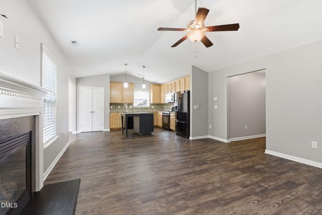 841 Bridlemine Drive, Fuquay Varina, NC 27526