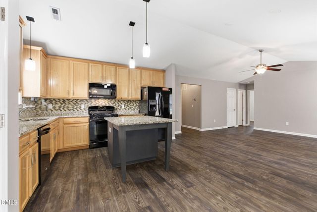 841 Bridlemine Drive, Fuquay Varina, NC 27526