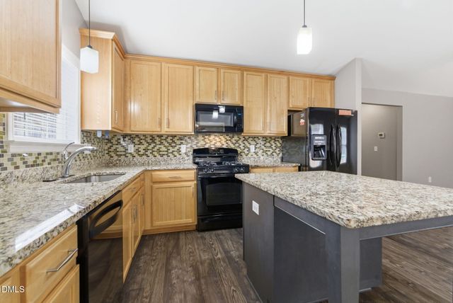 841 Bridlemine Drive, Fuquay Varina, NC 27526